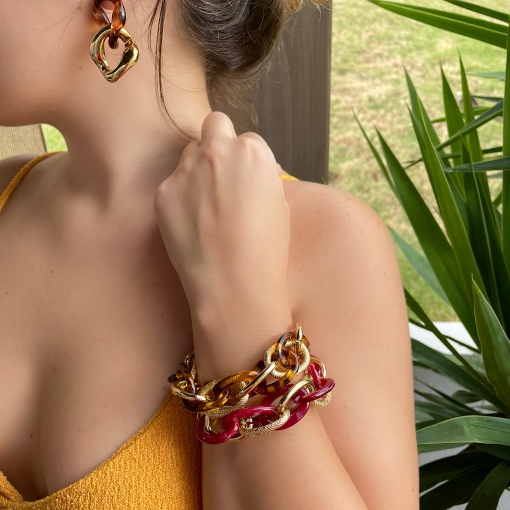 Elegant Gold and Multicolor Chain Bracelets